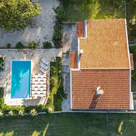 Dominik Holiday home