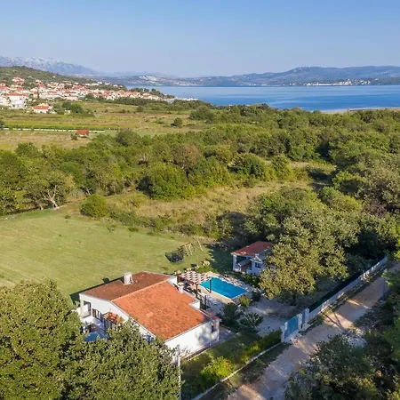Dominik Holiday home *