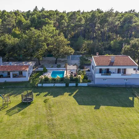 Dominik Holiday home *